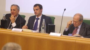 La riforma del lavoro non piaceSacconi e Treu sono d’accordo