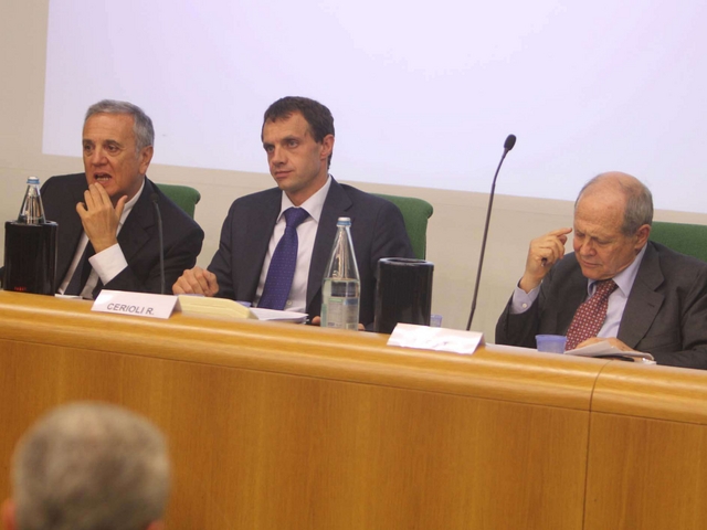 La riforma del lavoro non piaceSacconi e Treu sono d’accordo