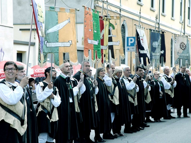 Palio degli zoccoli, Desio trepidaDomenica si deciderà il vincitore