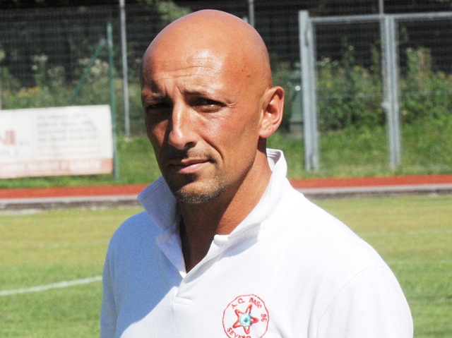 Calcio, Anania si separa dal Base«Nessun punto di incontro»