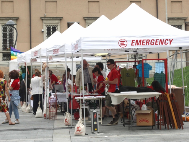 Emergency, volontari a MonzaLa musica contro la guerra