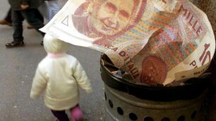 Euro o lira? Questo è il dilemmaLa valuta di domani spacca Monza