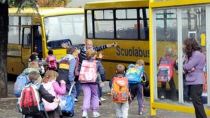 Sovico, petizione dei genitori:<No ai tagli per lo scuolabus>