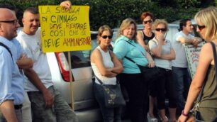 Decisa la chiusura della scuolaGenitori di Cimnago in rivolta