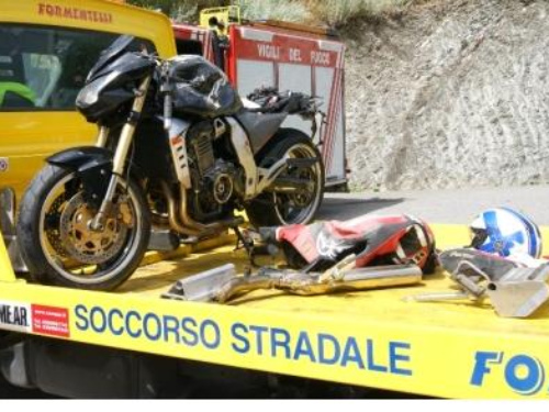 Incidente mortale vicino a EdoloVenerdì i funerali di Antonio Stara