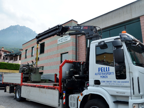 Schiacciato da un macchinarioMuore imprenditore monzese