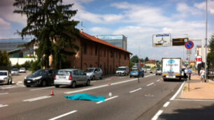 Monza, morto un pedoneinvestito da un’auto in via Lario