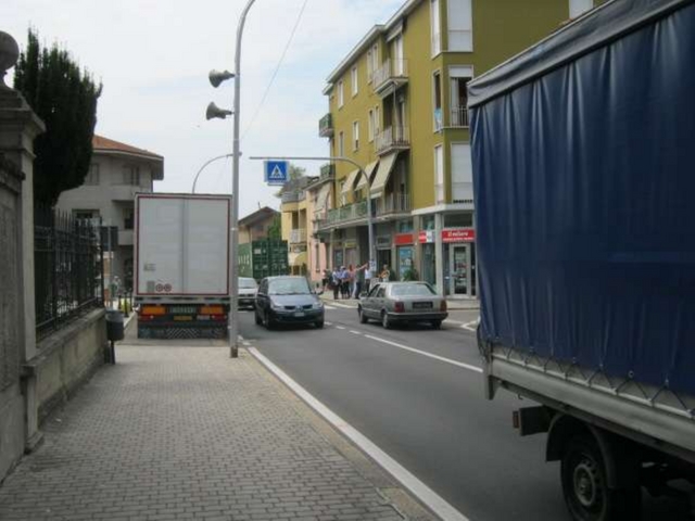 Ragazzina investita a BernareggioPresto giro di vite per via Prinetti