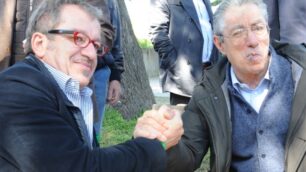 Bossi a Brugherio: «Basta litigi,il segretario è Roberto Maroni»