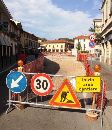 Muggiò: lavori in piazza GaribaldiMa i commercianti sono in rivolta