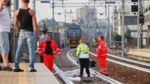E’ senza lavoro, si suicida all’albaUn albanese si getta sotto un treno