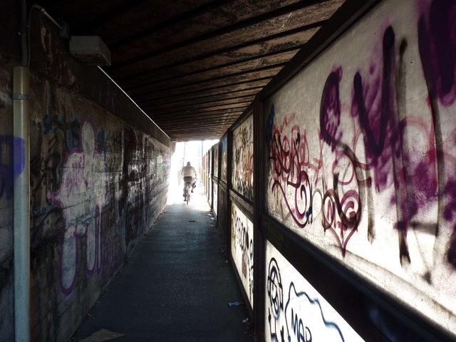 Monza: proteste per il sottopassopericoloso per ciclisti e pedoni