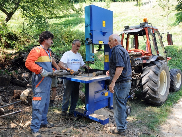 Muggiò: <Aratri Monza> ripulitaMacchine agricole volatilizzate