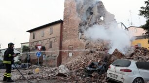 Non scordare i terremotatiBaruccana stanzia 4mila euro