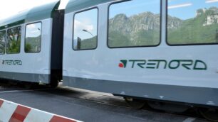 Trasporti, abbonamenti TrenordOra anche con lo smartphone