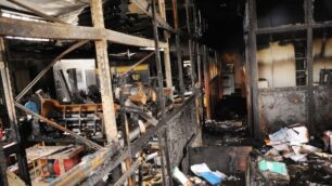 Incendio alla Comall di GiussanoAzienda distrutta dalle fiamme