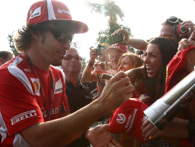 Alonso: «Ho solo mal di schienaNon vedo l’ora di essere a Monza»