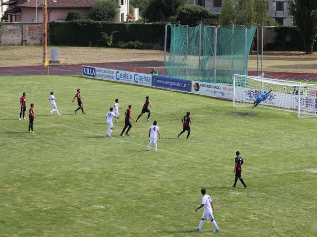 Calcio, il Seregno dura pocoL’anno del centenario parte male