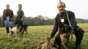 Grido d’aiuto a Lentate sul Seveso«I cacciatori ci sparano in casa»