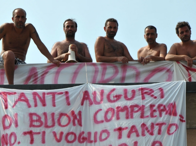 Monza, la protesta dei lavoratoriPresidio ex Carlo Colombo all’Inps