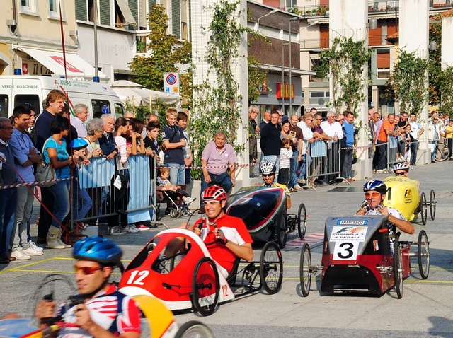 La Formula 1 anche a LissoneTrenta giri in piazza Libertà