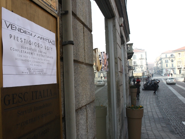 Mercato immobiliare in picchiataLe case costano come otto anni fa