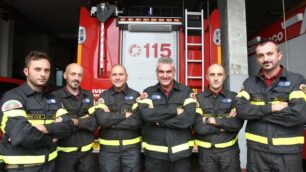 Monza: bimbo bloccato nell’autoLiberato, applausi ai pompieri