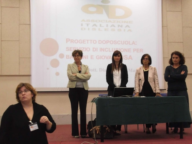 Sos compiti contro la dislessiaAid sui banchi a Desio e Vedano