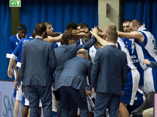 Basket, Eurolega al PaladesioCantù sfida il Fenerbahce Istanbul