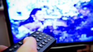 Rissa tra donne per l’antenna tvVeduggio, due al pronto soccorso