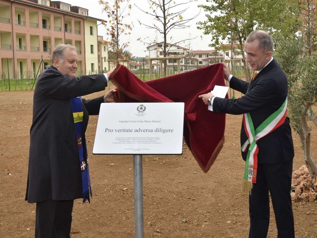 Giardini per Carlo Maria MartiniVimercate inaugura la nuova area