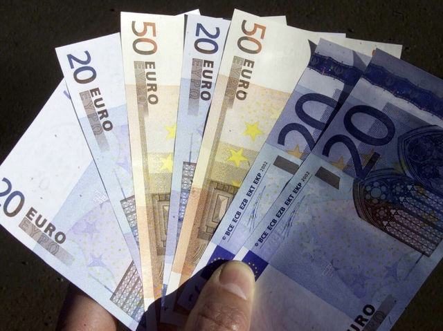 Limbiate, 100 rate per sdebitarsiagli inquilini morosi del Comune