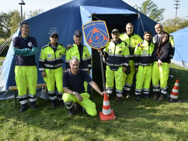 Maxiesercitazione a VimercateProtezione civile per le emergenze