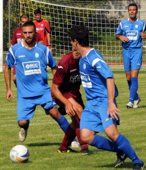 Calcio: Seregno, rigore sprecatoC’è Castellana, poi il Lecco