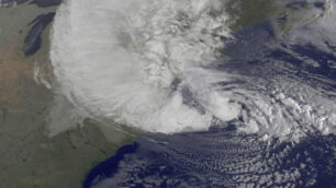 Meteo, New York aspetta SandyUragano in arrivo, città deserta