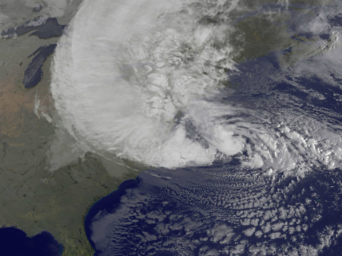 Meteo, New York aspetta SandyUragano in arrivo, città deserta
