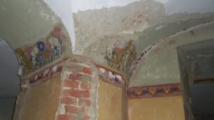 Monza, Villa reale delle sorpreseDisegni liberty sotto gli intonaci