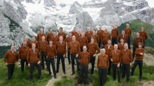 Monza, buon compleanno col SatIl coro dei cori per il Fioccorosso