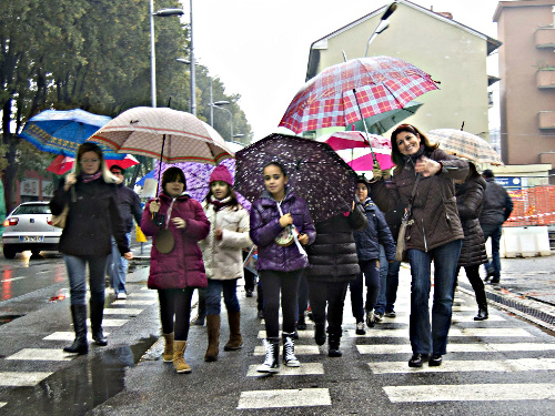Monza, Buonarroti e l’interculturaScuola in marcia per la diversità