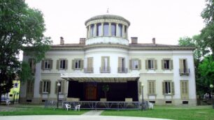 Muggiò e il benefattore segretoUn anno di aiuti ai servizi sociali
