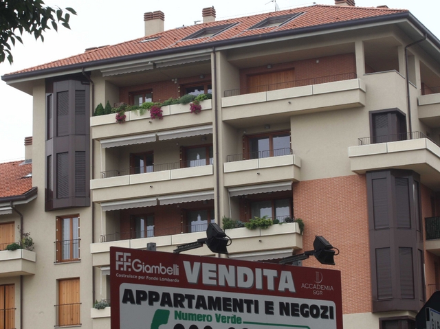 Il mercato immobiliare in crisiLe compravendite giù del 18,4%