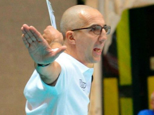 Coach Marco Fumagalli si dimetteA2, Vero Volley a Del Federico