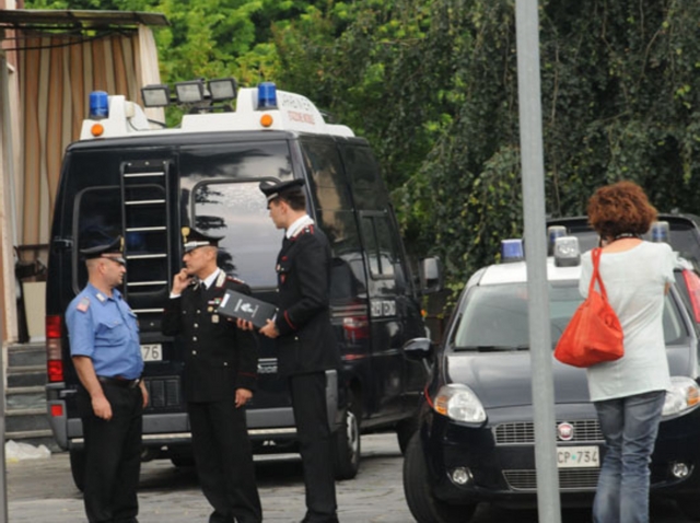 Giussano, botte ai fratelli gioiellieriTre rapinatori finiscono in manette