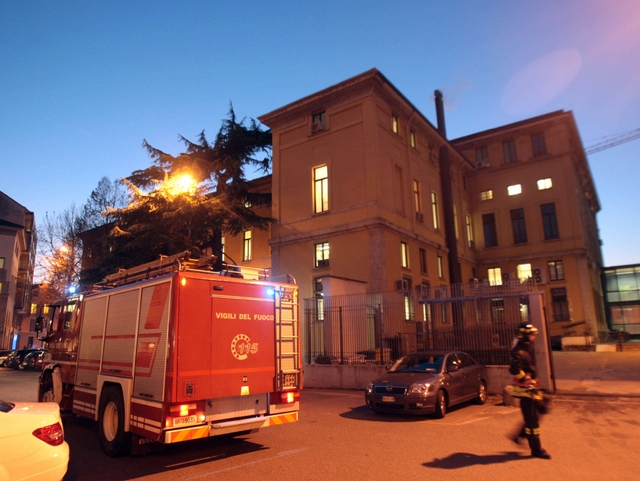 Monza: abitazioni Aler al freddoTribunale, noie alla canna fumaria