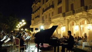 Capodanno in RivieraArie liberty e fuochi d’artificio