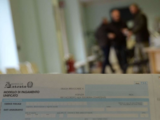 Imu, Iva, Irpef, benzina e acciseEcco le simulazioni delle spese