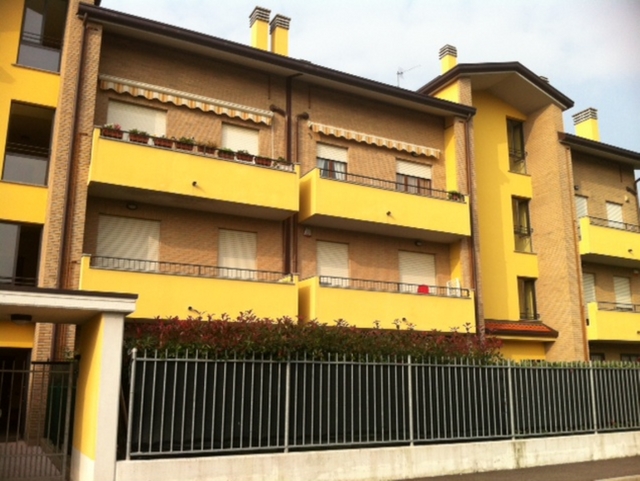 Desio, quaranta alloggi inagibiliLe famiglie fanno causa al Comune