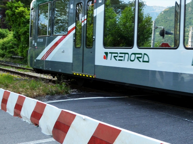 Stazione, parcheggi da pagareI pendolari senaghesi si ribellano