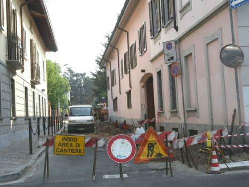 Nuovi divieti nelle aree di mercatoViabilità a Monza e cantieri aperti
