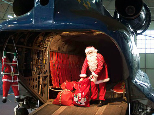 Natale a VolandiaE doni in elicottero